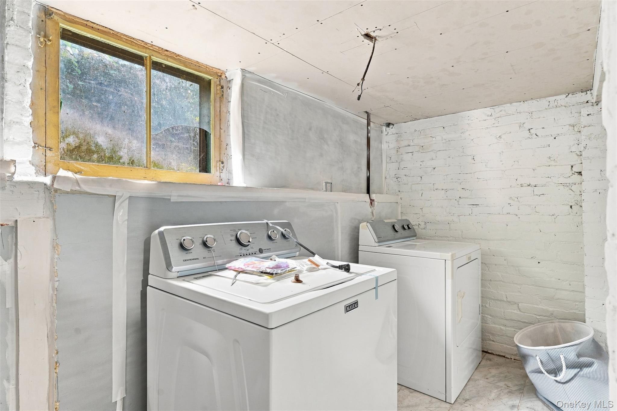Single Family S Hamilton Street  Dutchess County, NY 12601, MLS-1038824-23