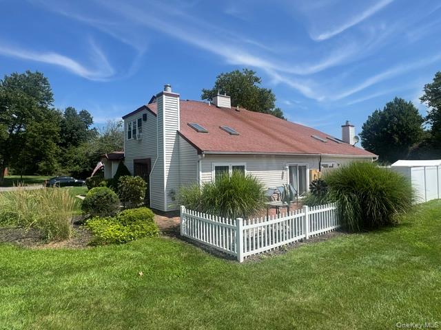 Single Family Potomac Court Suffolk County, NY 11727, MLS-1038829-16
