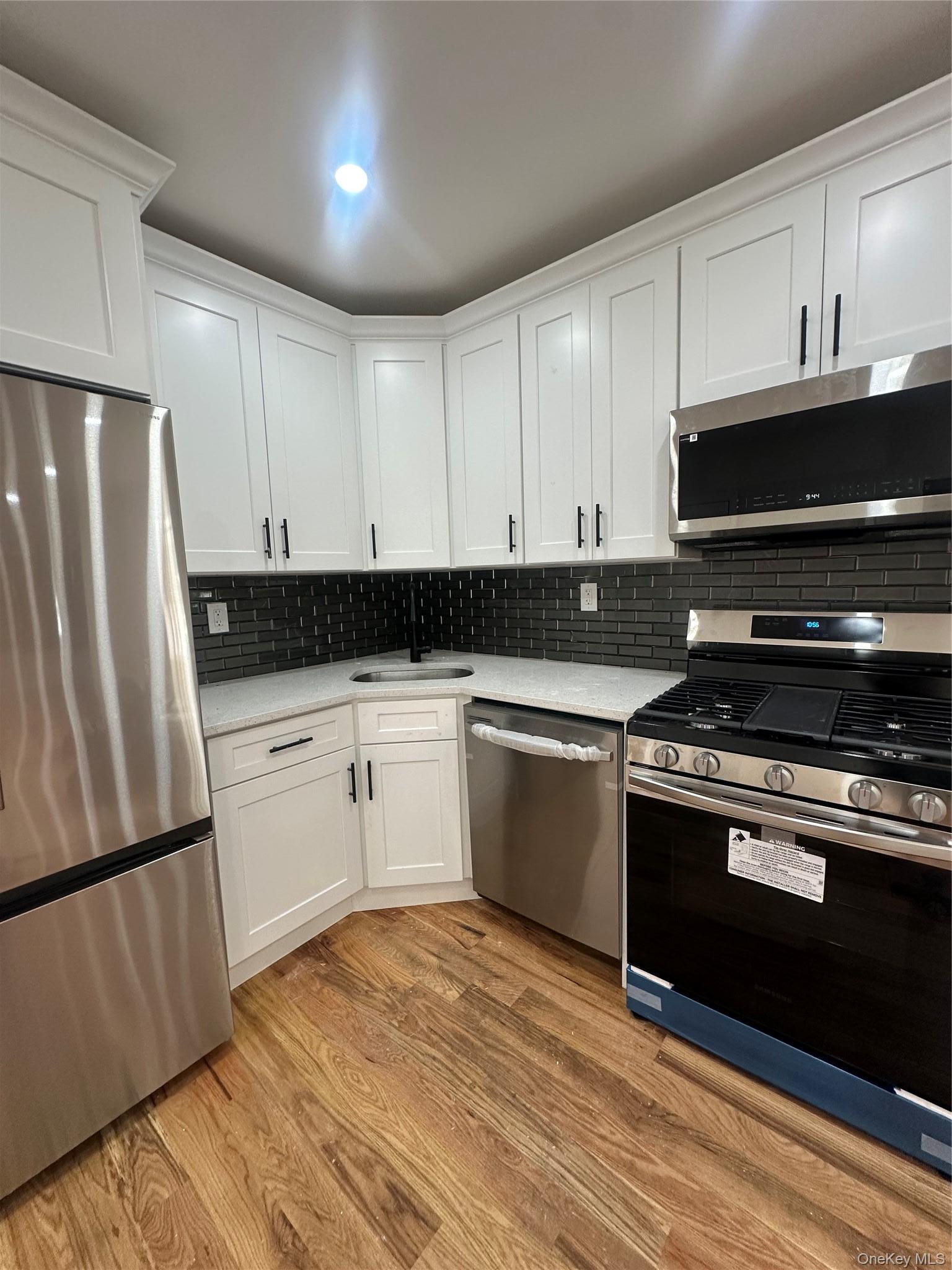 Single Family 69th Street  Queens, NY 11385, MLS-1038841-15
