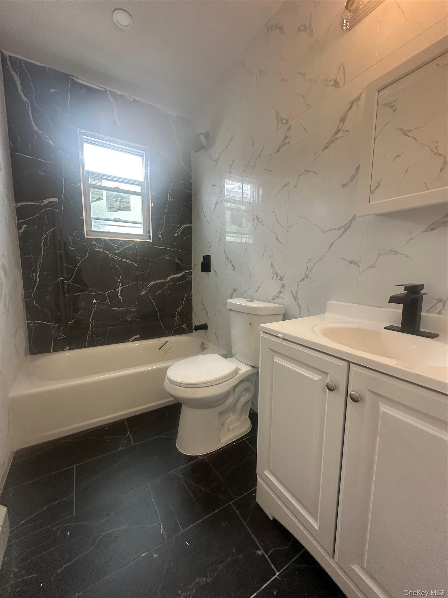 Single Family 69th Street  Queens, NY 11385, MLS-1038841-22