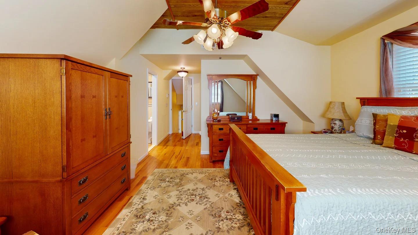 Single Family W Gaylore Drive Suffolk County, NY 11701, MLS-1038848-14