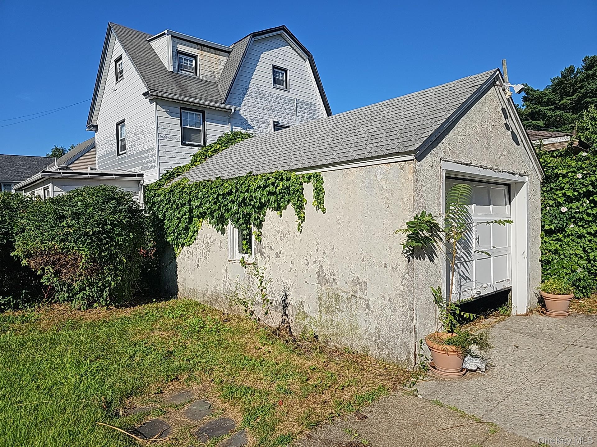 Single Family Marshall Road  Westchester County, NY 10705, MLS-1038852-24