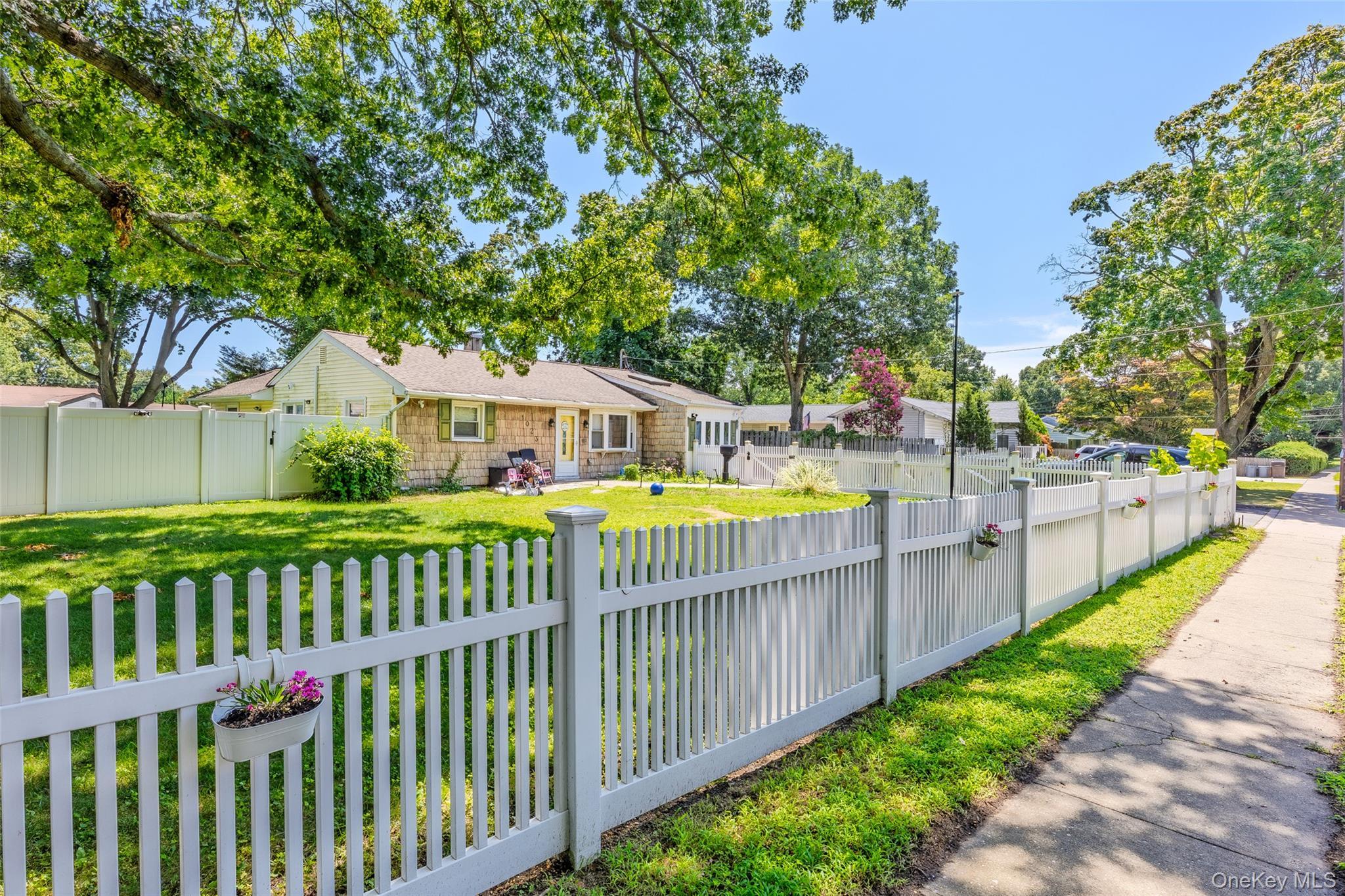 Single Family Udall Road Suffolk County, NY 11706, MLS-1038855-2