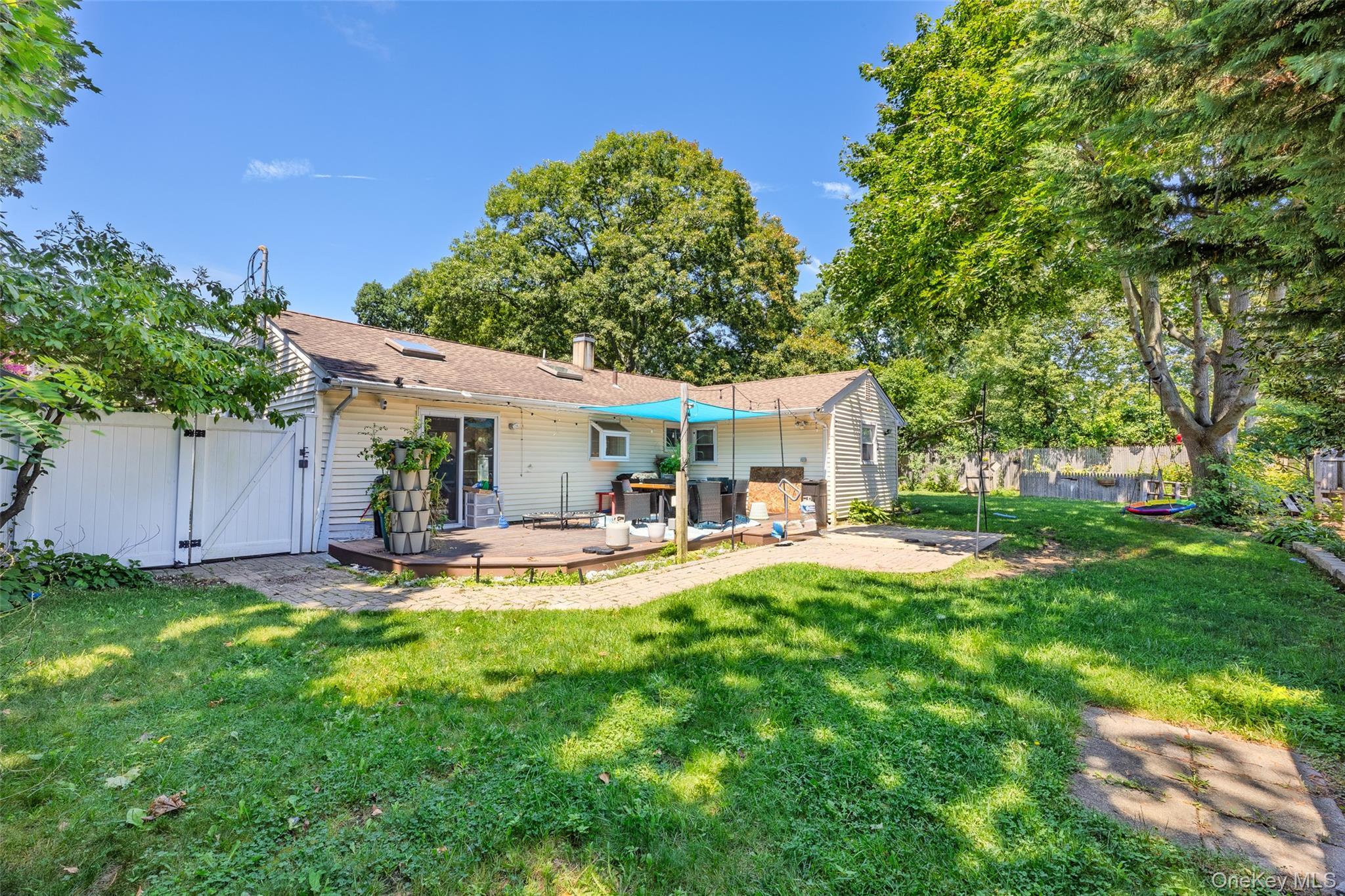 Single Family Udall Road Suffolk County, NY 11706, MLS-1038855-36