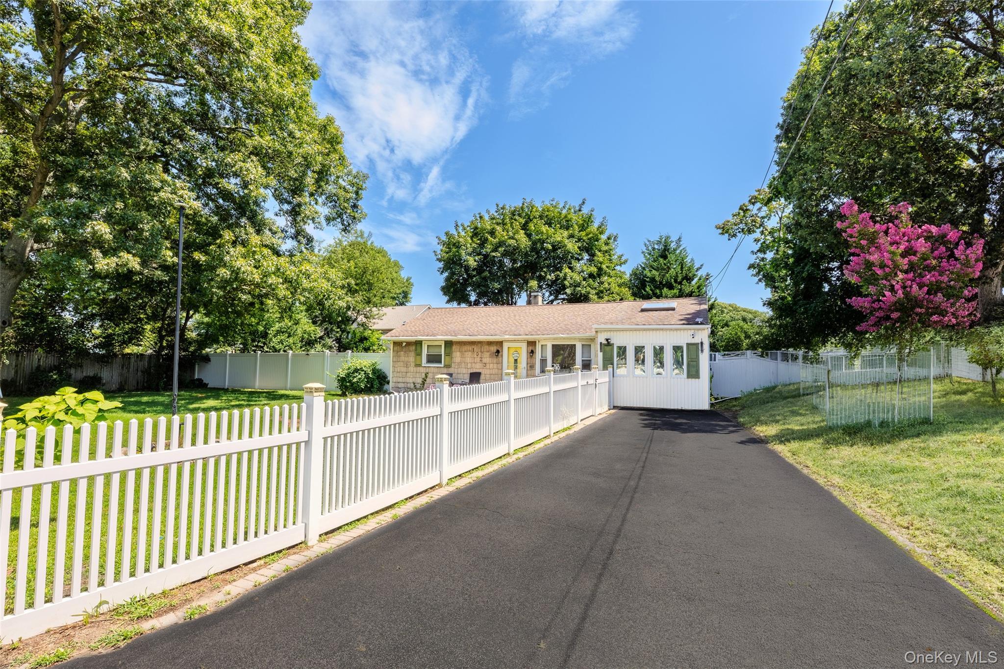 Single Family Udall Road Suffolk County, NY 11706, MLS-1038855-5