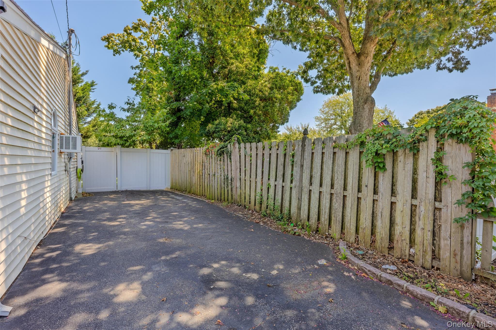 Single Family Udall Road Suffolk County, NY 11706, MLS-1038855-6