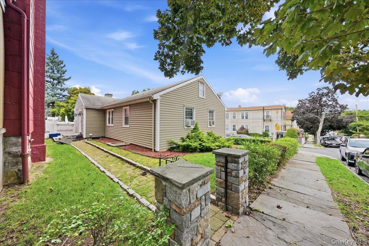 Single Family Coolidge Avenue Westchester County, NY 10701, MLS-1038877-35