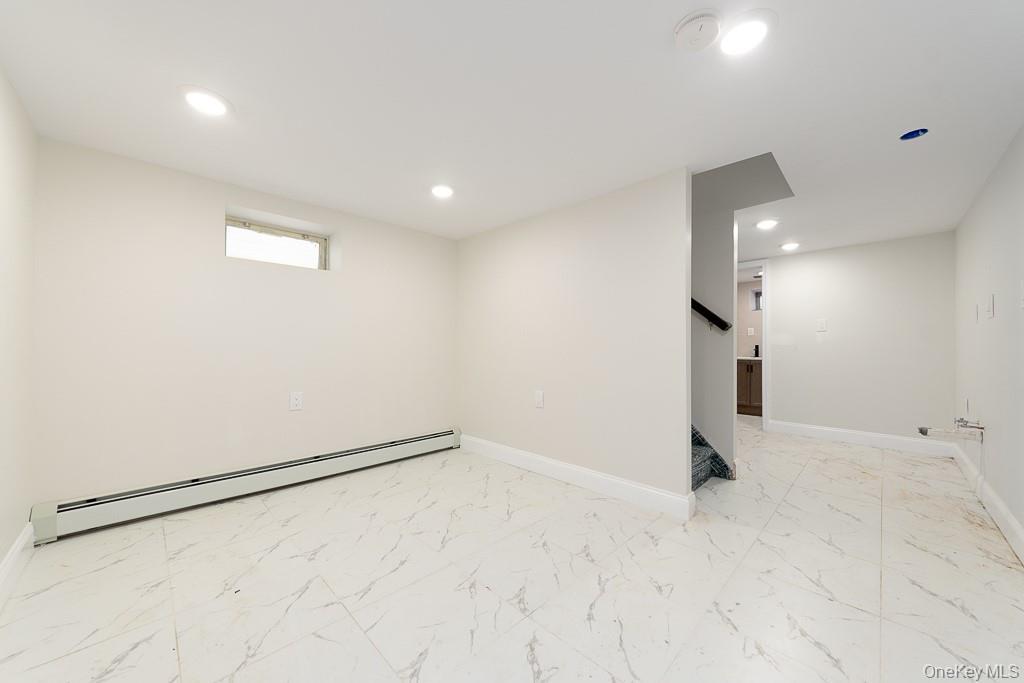 Single Family 141st Street  Queens, NY 11436, MLS-1038880-11