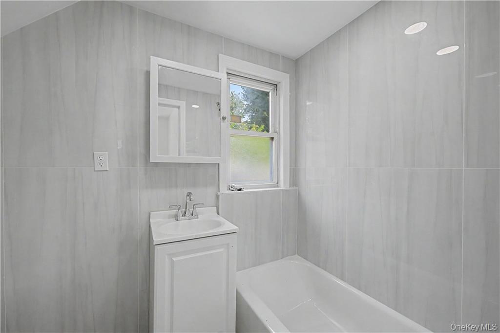 Single Family 179th Street Queens, NY 11434, MLS-1038882-18