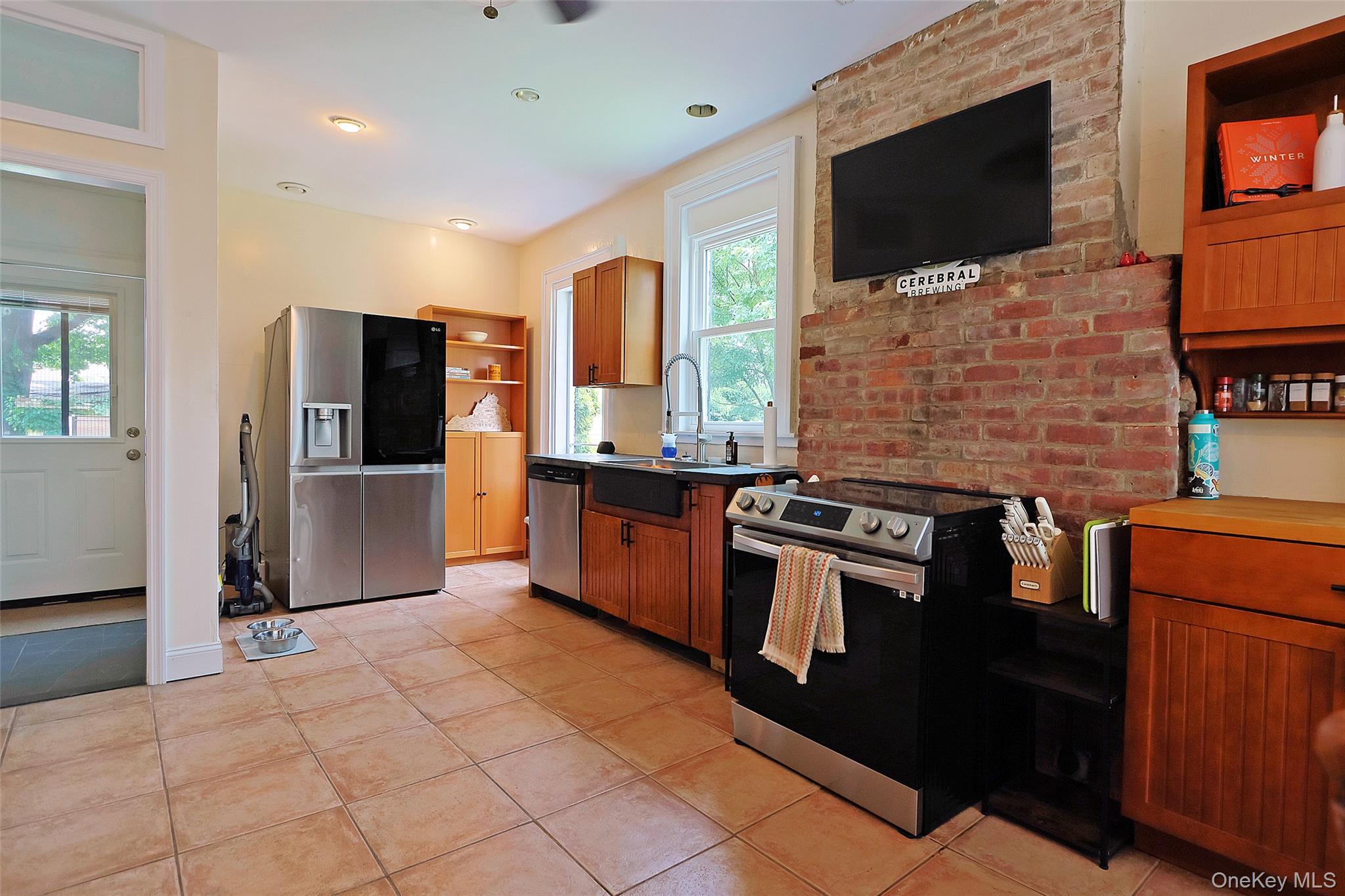 Single Family Elm Street Orange County, NY 12550, MLS-1038902-16