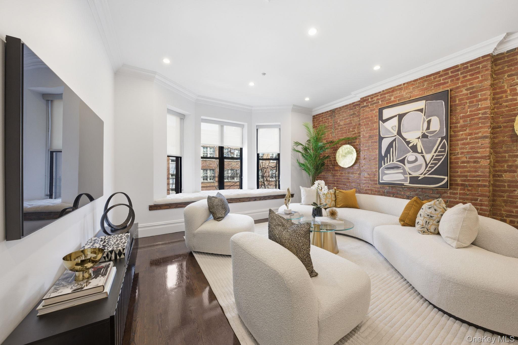 Single Family W 112th Street Manhattan, NY 10026, MLS-1038905-18