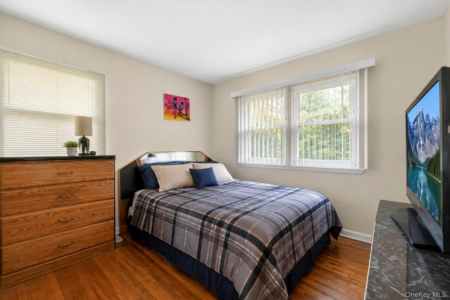 Single Family Granny Road  Suffolk County, NY 11953, MLS-1038914-11