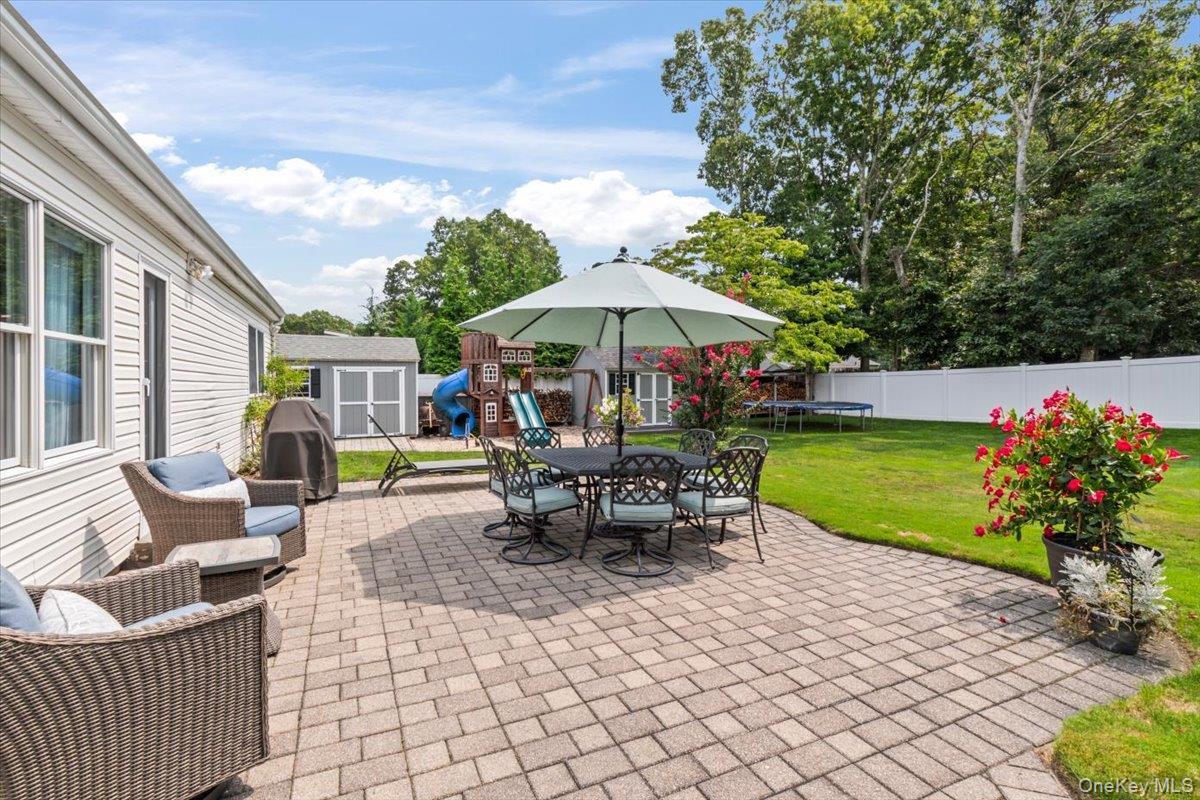 Single Family Stratler Drive Suffolk County, NY 11967, MLS-1038933-31