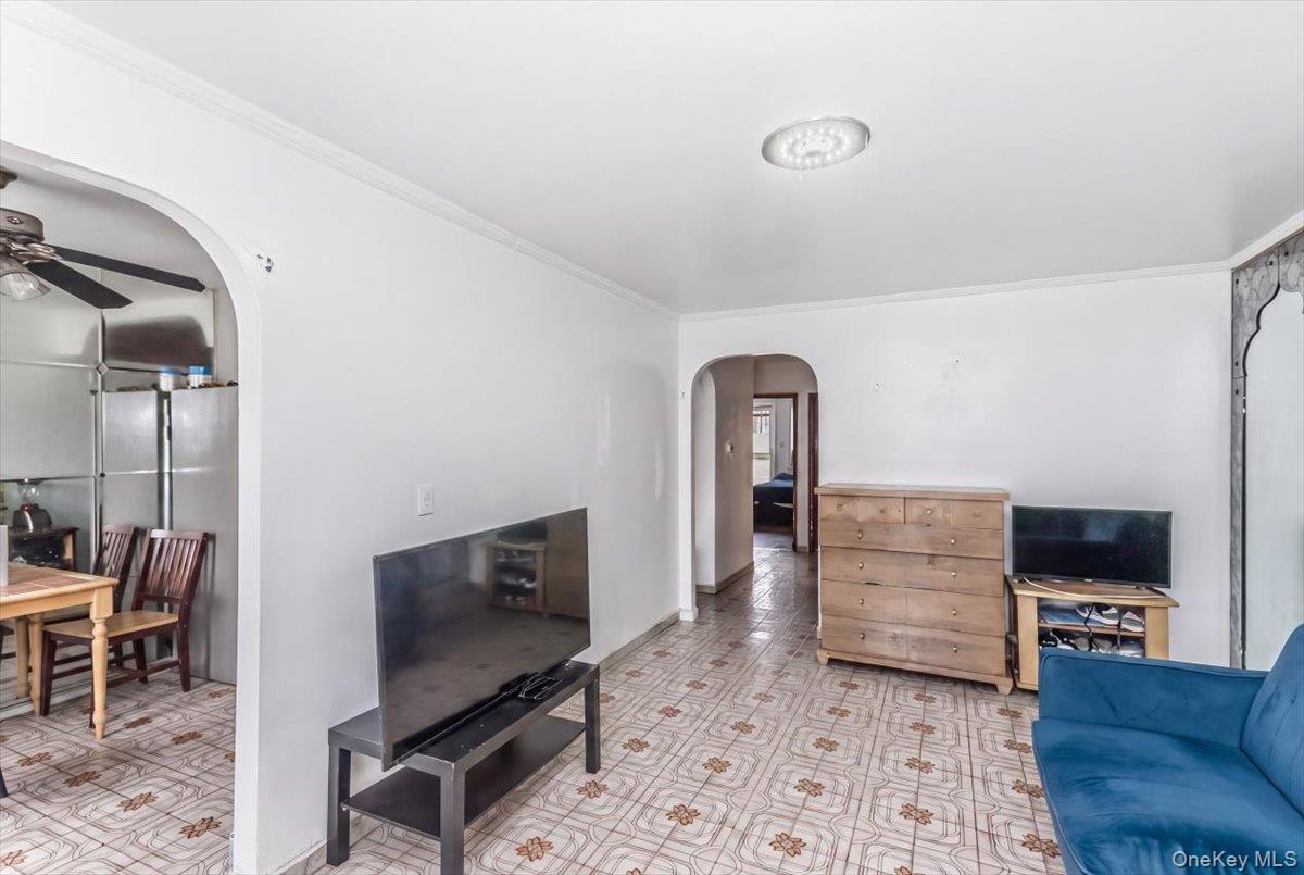 Single Family 30th Avenue Queens, NY 11370, MLS-1038937-15