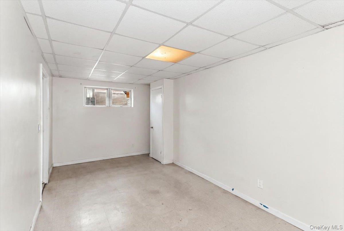 Single Family 30th Avenue Queens, NY 11370, MLS-1038937-28