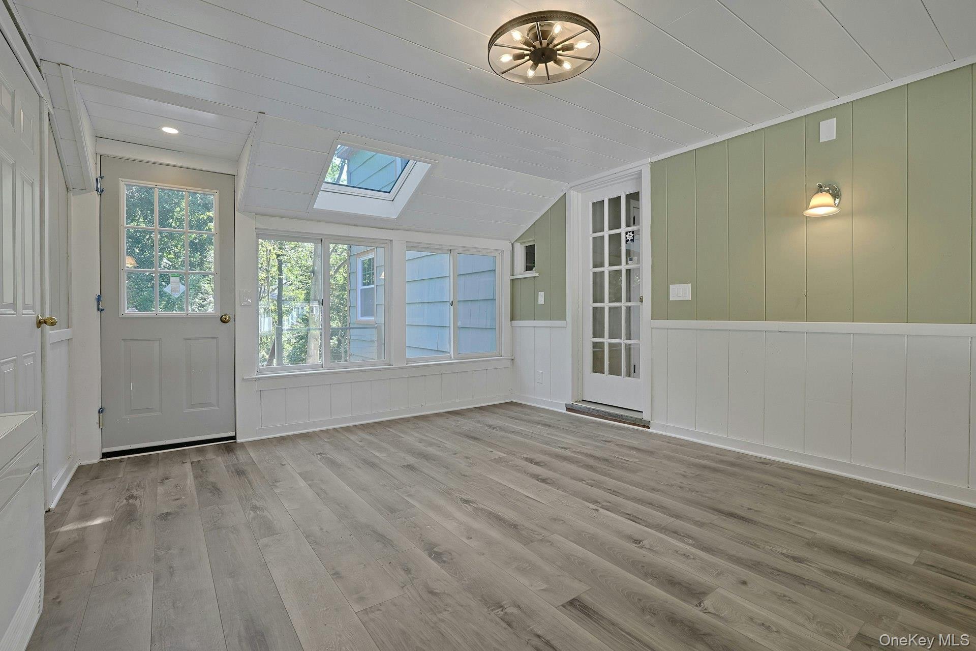 Single Family Babbling Brook Lane Rockland County, NY 10989, MLS-1038946-18