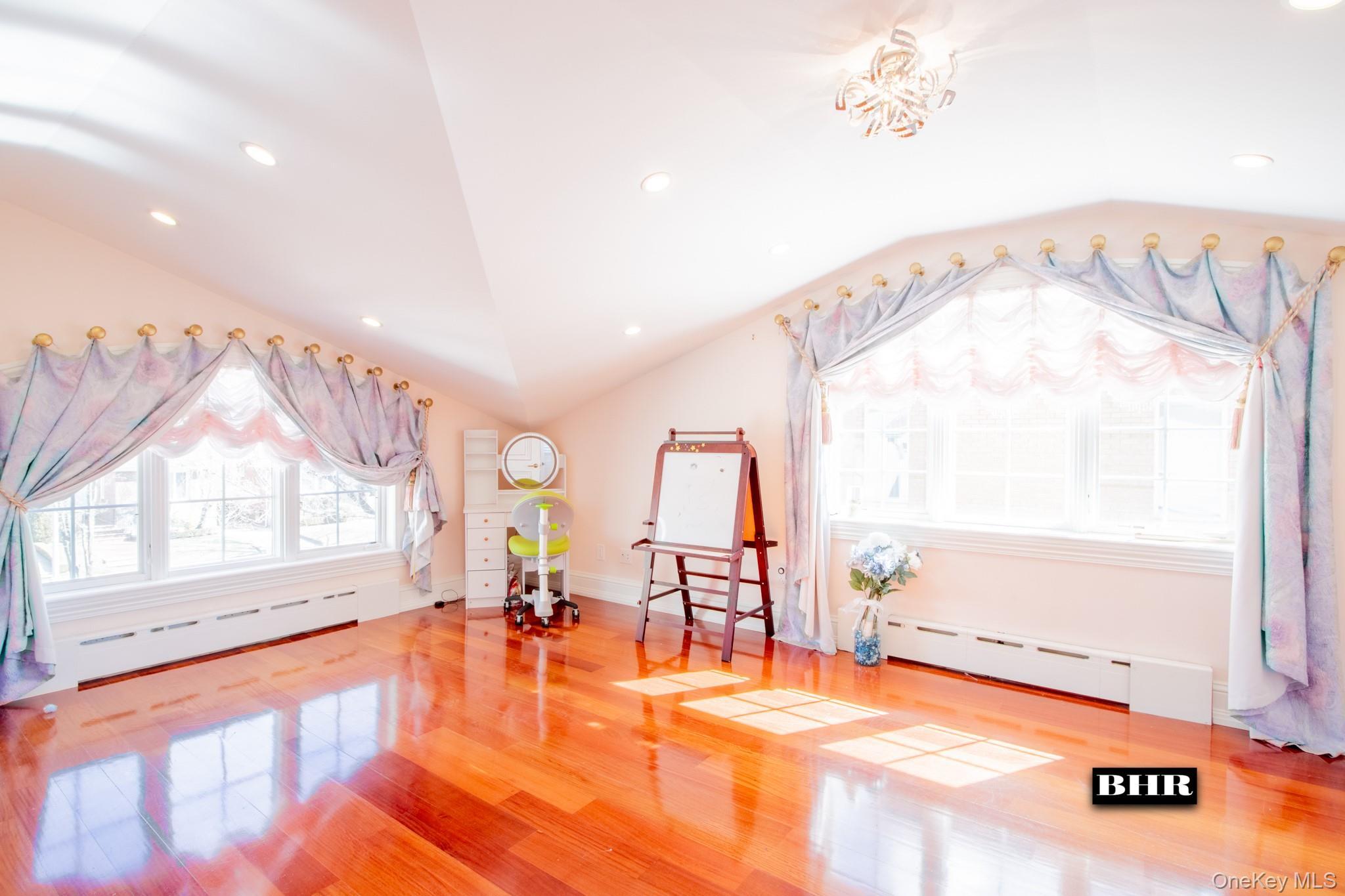 Single Family Ocean Avenue Brooklyn, NY 11235, MLS-1038947-27