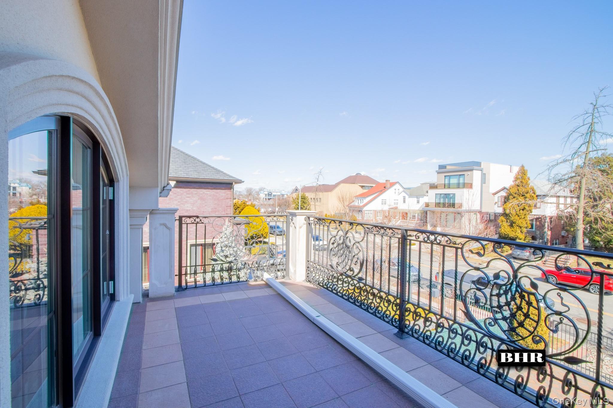 Single Family Ocean Avenue Brooklyn, NY 11235, MLS-1038947-28