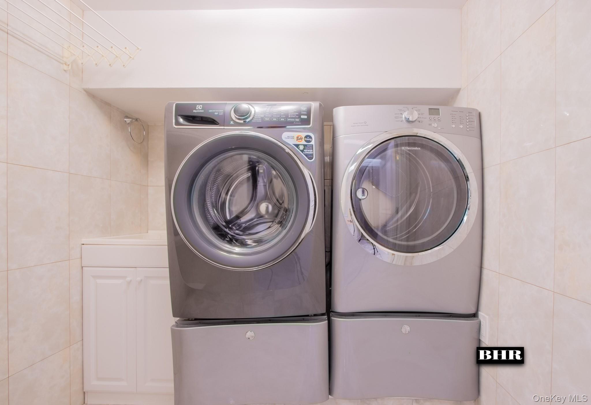 Single Family Ocean Avenue Brooklyn, NY 11235, MLS-1038947-37