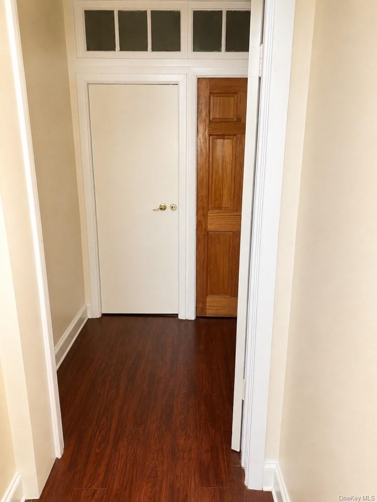 Single Family E 229th Street Bronx, NY 10466, MLS-1038961-15