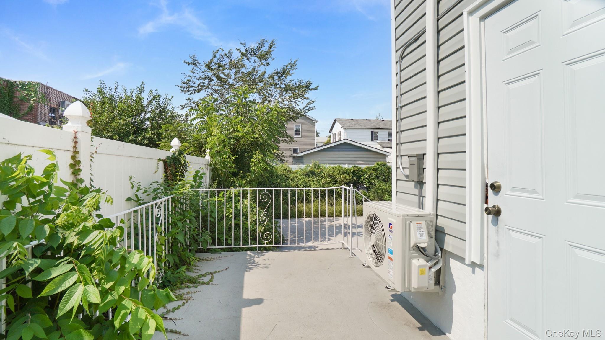 Single Family 109th Road Queens, NY 11412, MLS-1038970-2