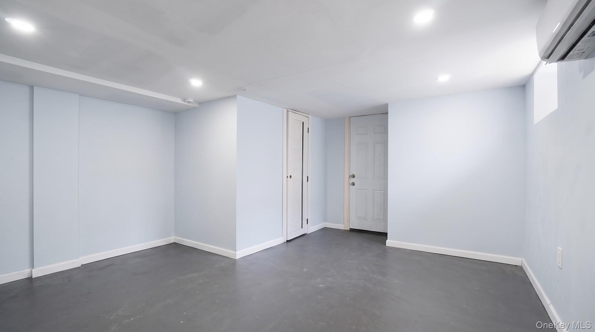Single Family 109th Road Queens, NY 11412, MLS-1038970-20