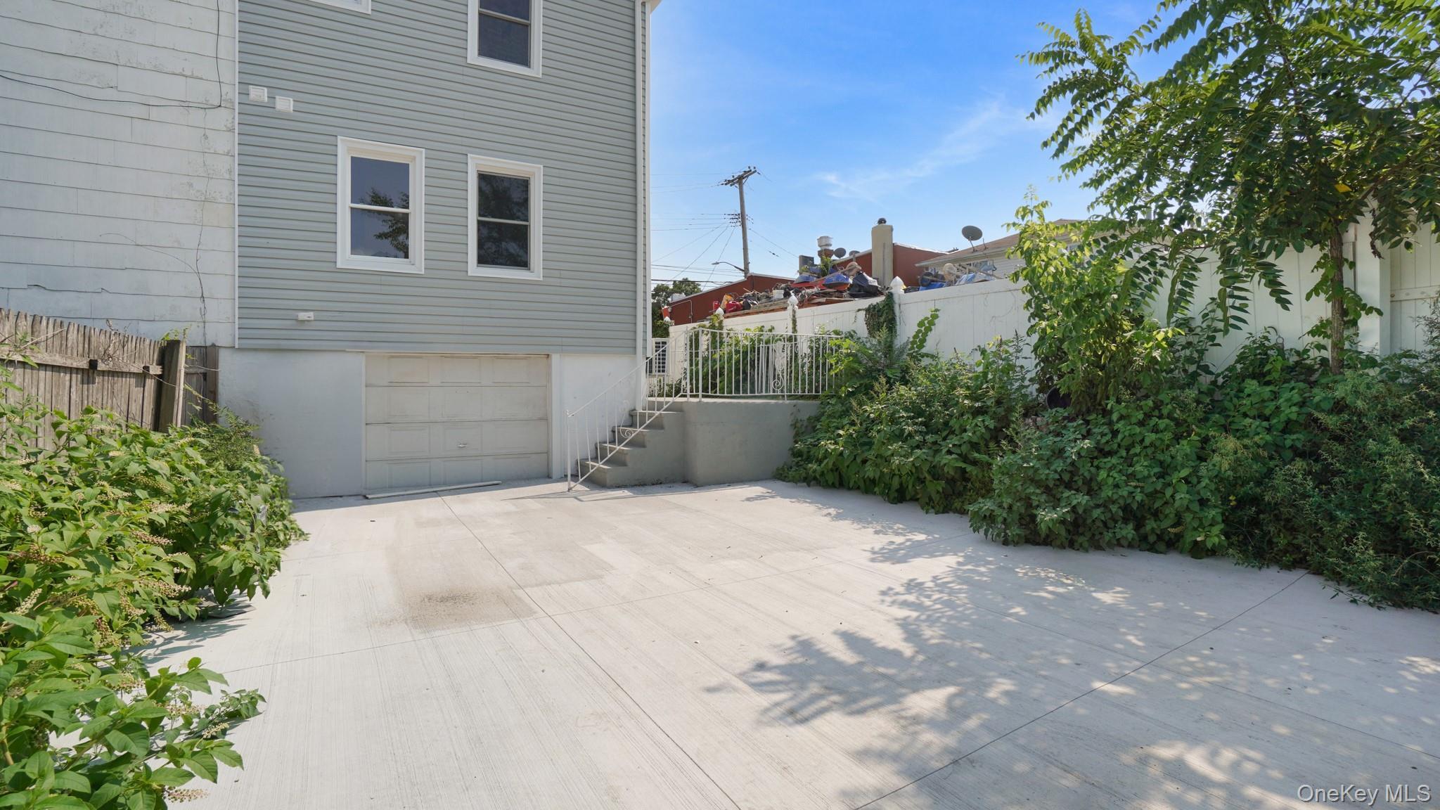 Single Family 109th Road Queens, NY 11412, MLS-1038970-4
