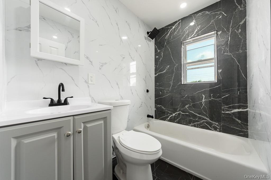 Single Family 144th Street  Queens, NY 11436, MLS-1038971-8