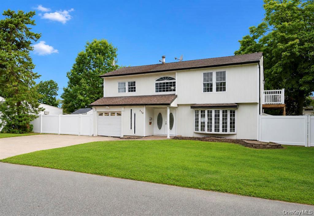 Single Family Peconic Avenue Suffolk County, NY 11704, MLS-1038986-2