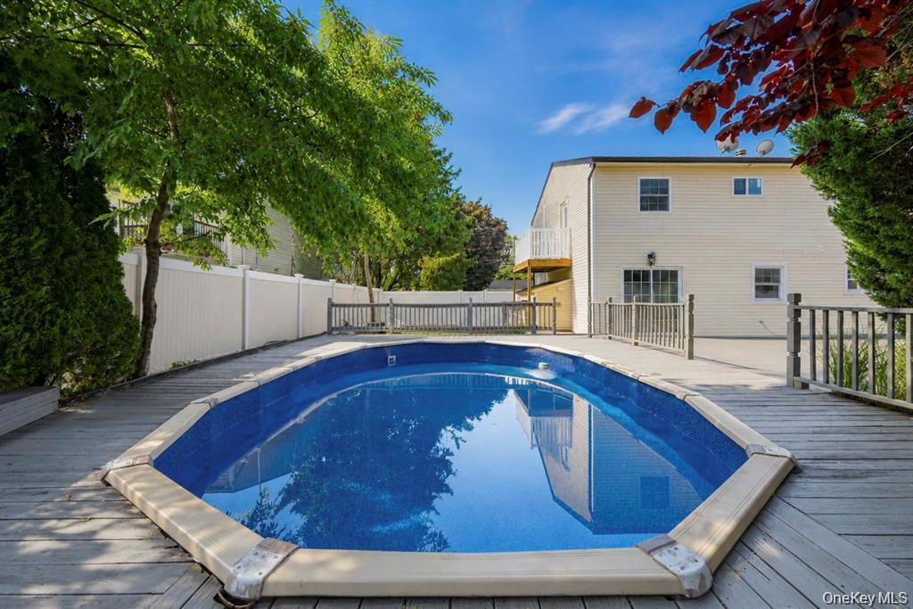 Single Family Peconic Avenue Suffolk County, NY 11704, MLS-1038986-8