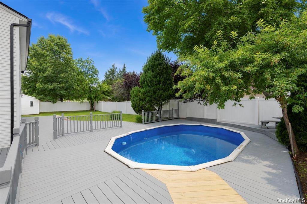 Single Family Peconic Avenue Suffolk County, NY 11704, MLS-1038986-9
