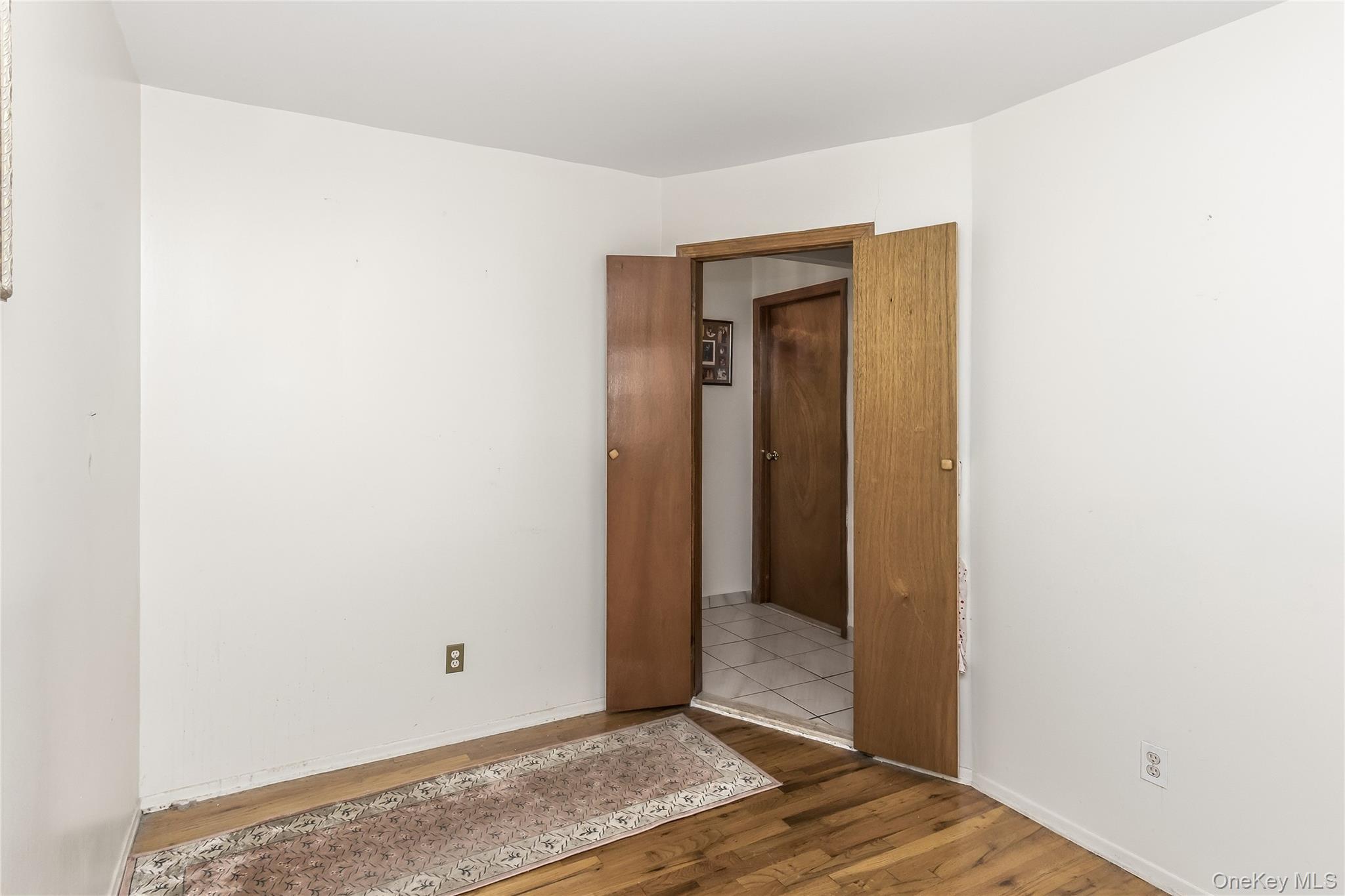 Single Family 17th Road  Queens, NY 11357, MLS-1038994-21