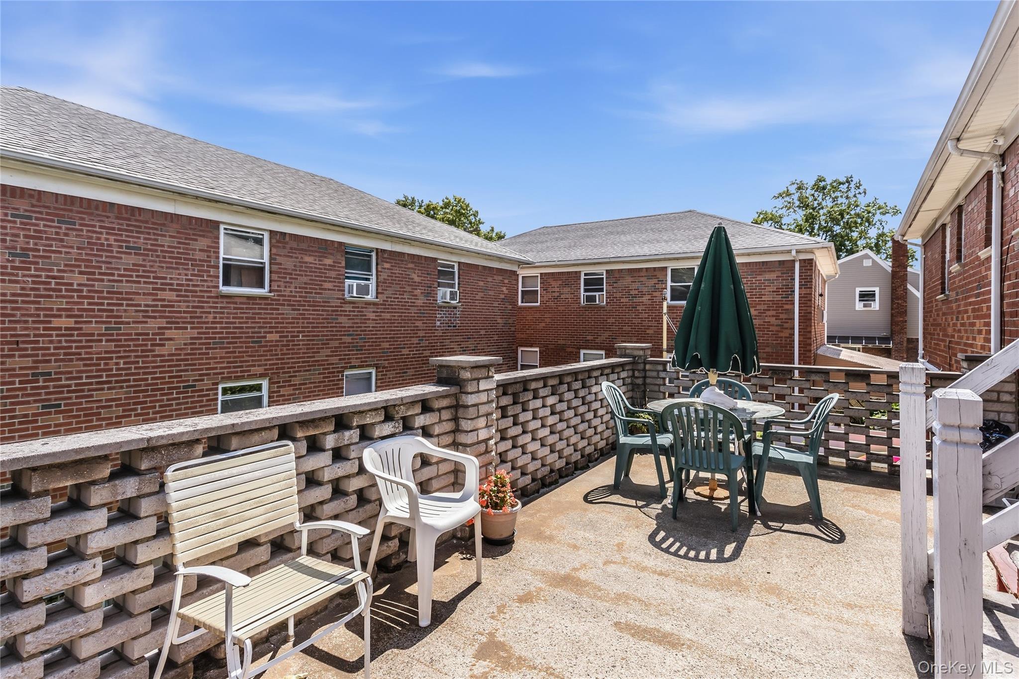 Single Family 17th Road  Queens, NY 11357, MLS-1038994-36