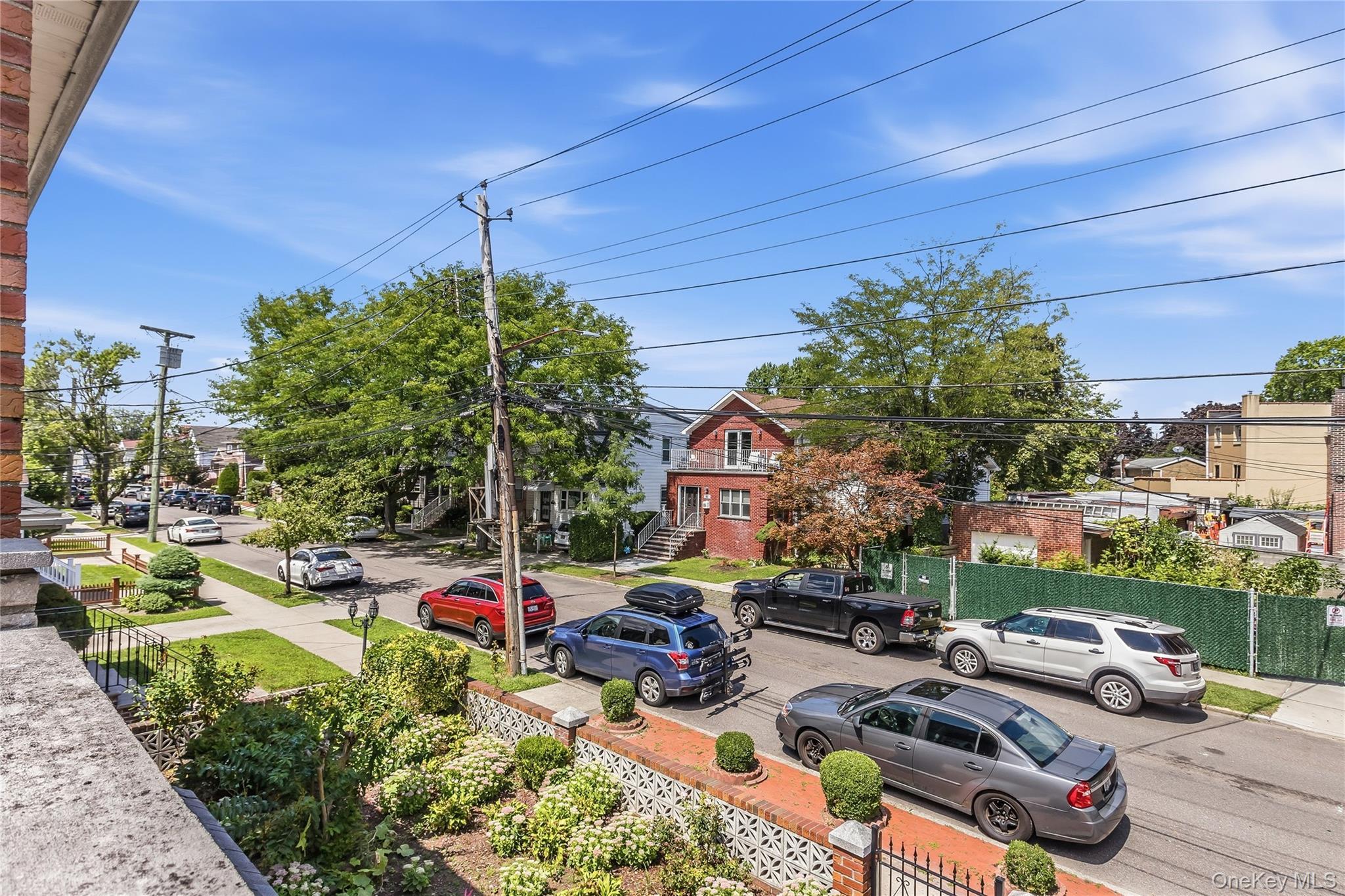 Single Family 17th Road  Queens, NY 11357, MLS-1038994-39