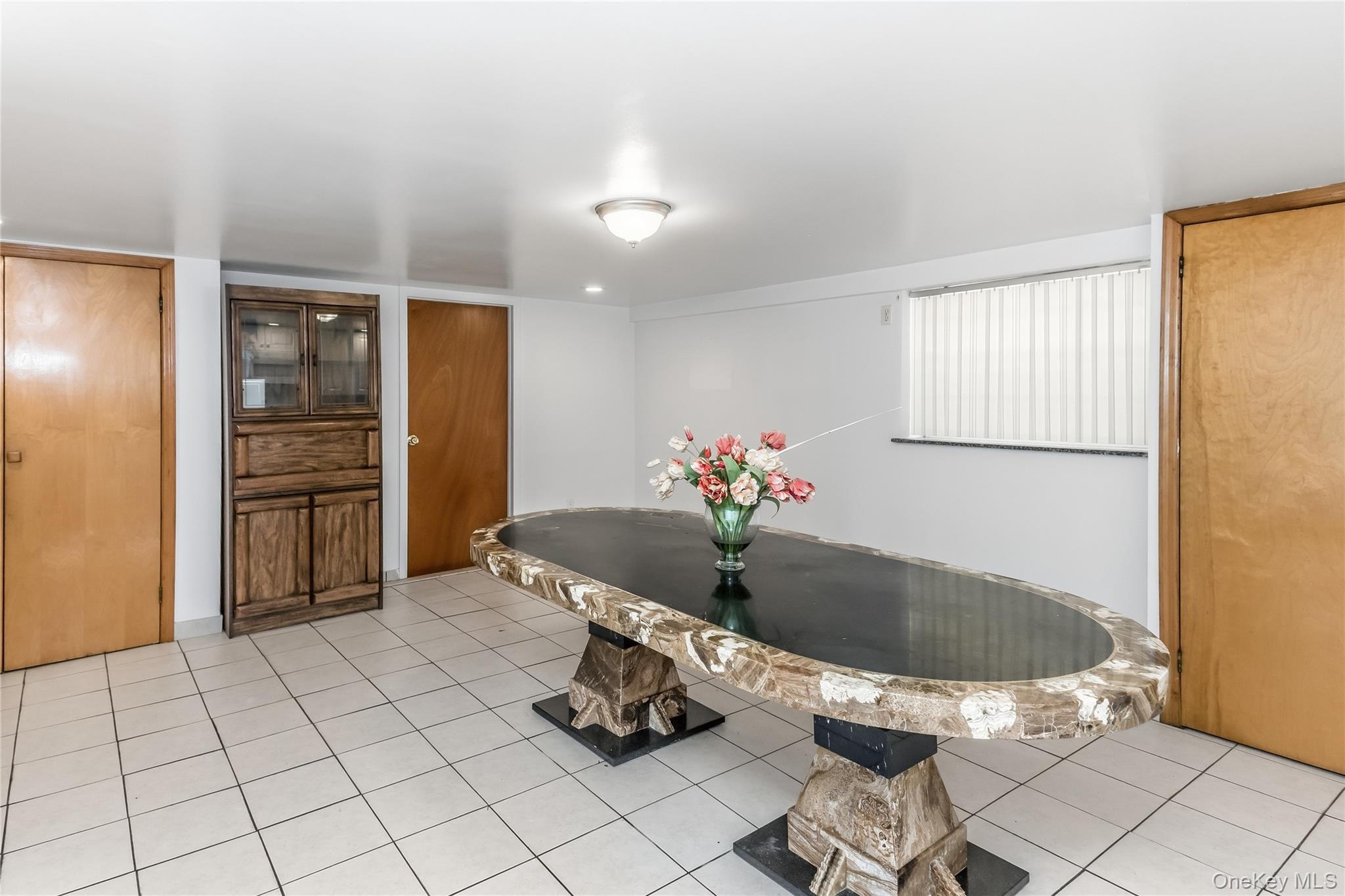 Single Family 17th Road  Queens, NY 11357, MLS-1038994-41
