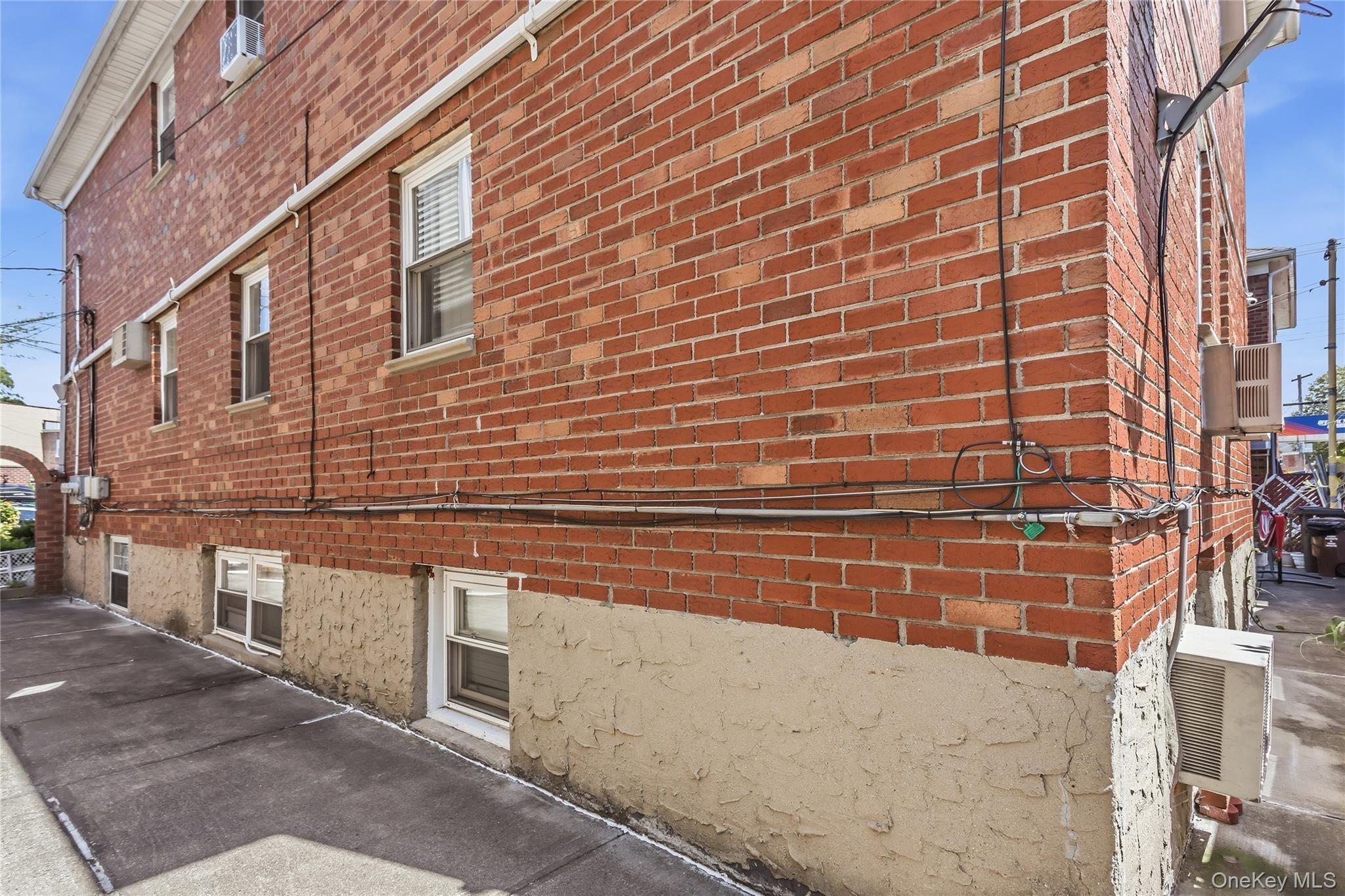 Single Family 17th Road  Queens, NY 11357, MLS-1038994-5