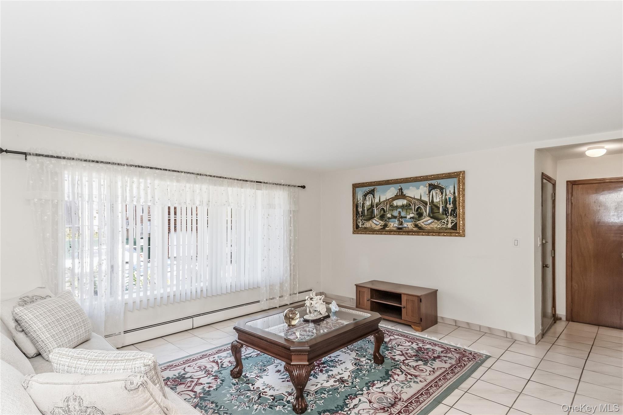 Single Family 17th Road  Queens, NY 11357, MLS-1038994-8
