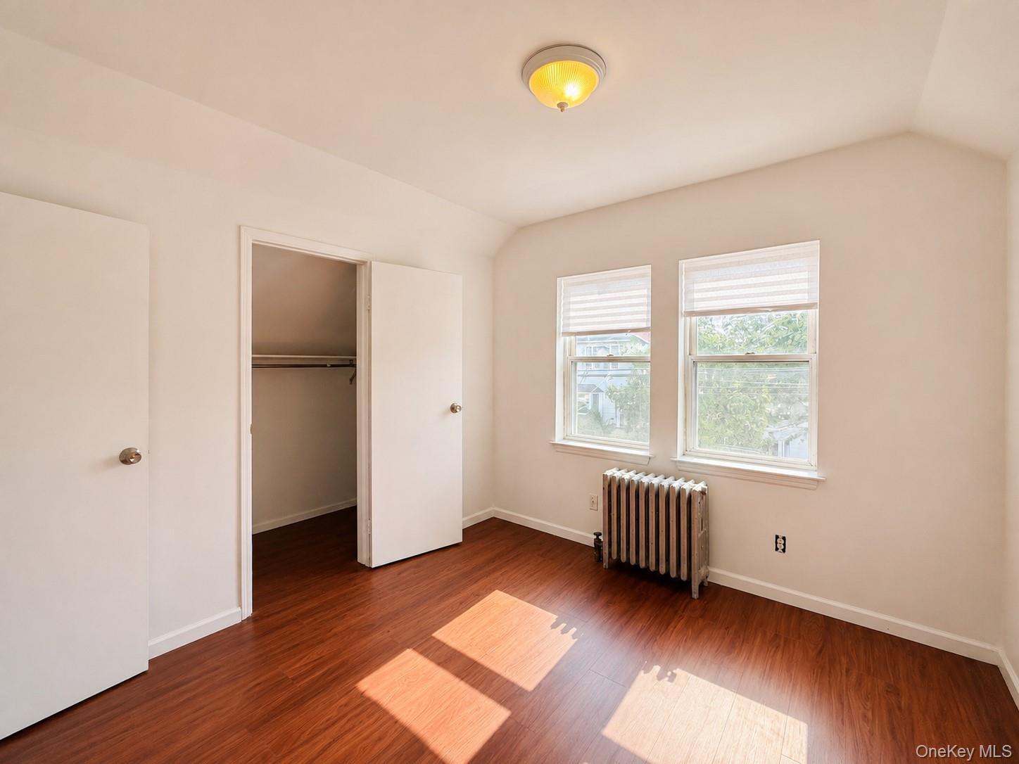 Single Family Hobart Avenue Bronx, NY 10461, MLS-1039002-21