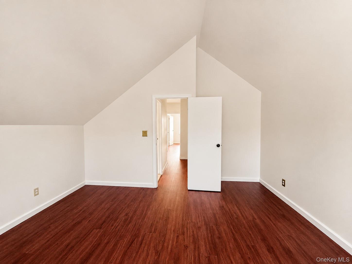 Single Family Hobart Avenue Bronx, NY 10461, MLS-1039002-26