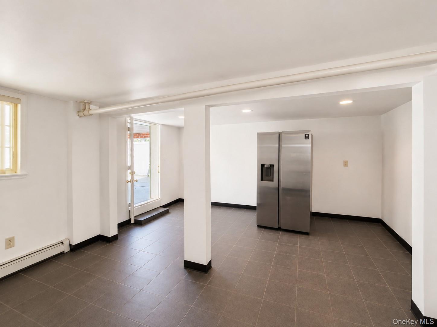 Single Family Hobart Avenue Bronx, NY 10461, MLS-1039002-32