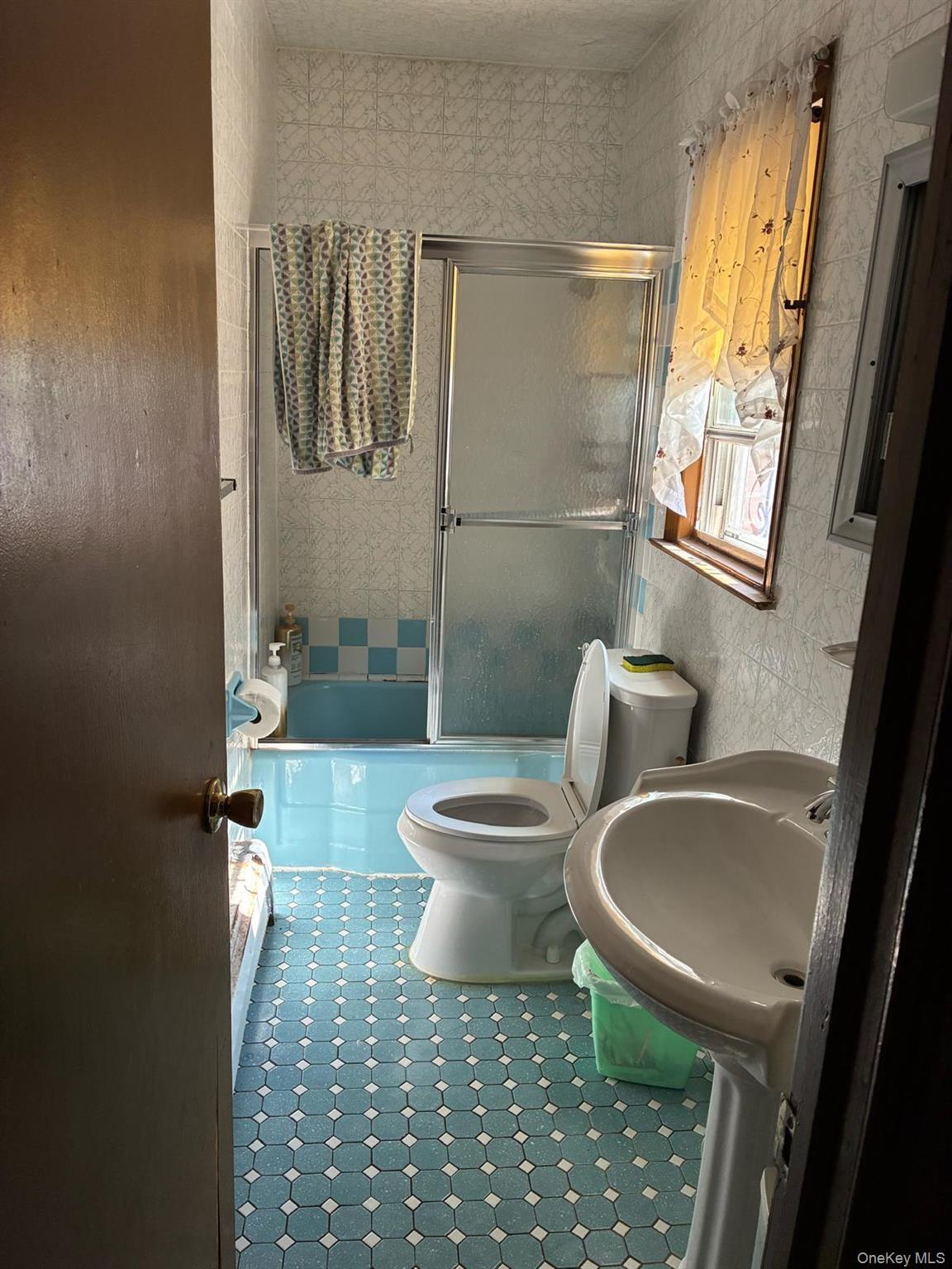 Single Family Cedarcroft Road Queens, NY 11432, MLS-1039020-3