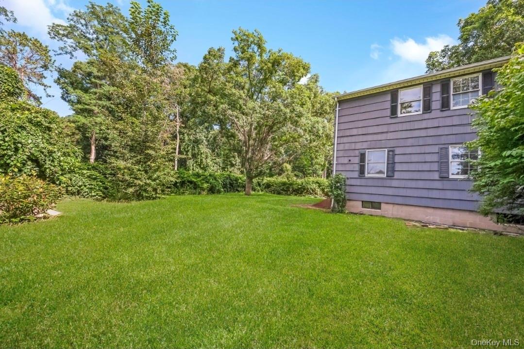 Single Family Half Moon Pond Road Suffolk County, NY 11961, MLS-1039022-25