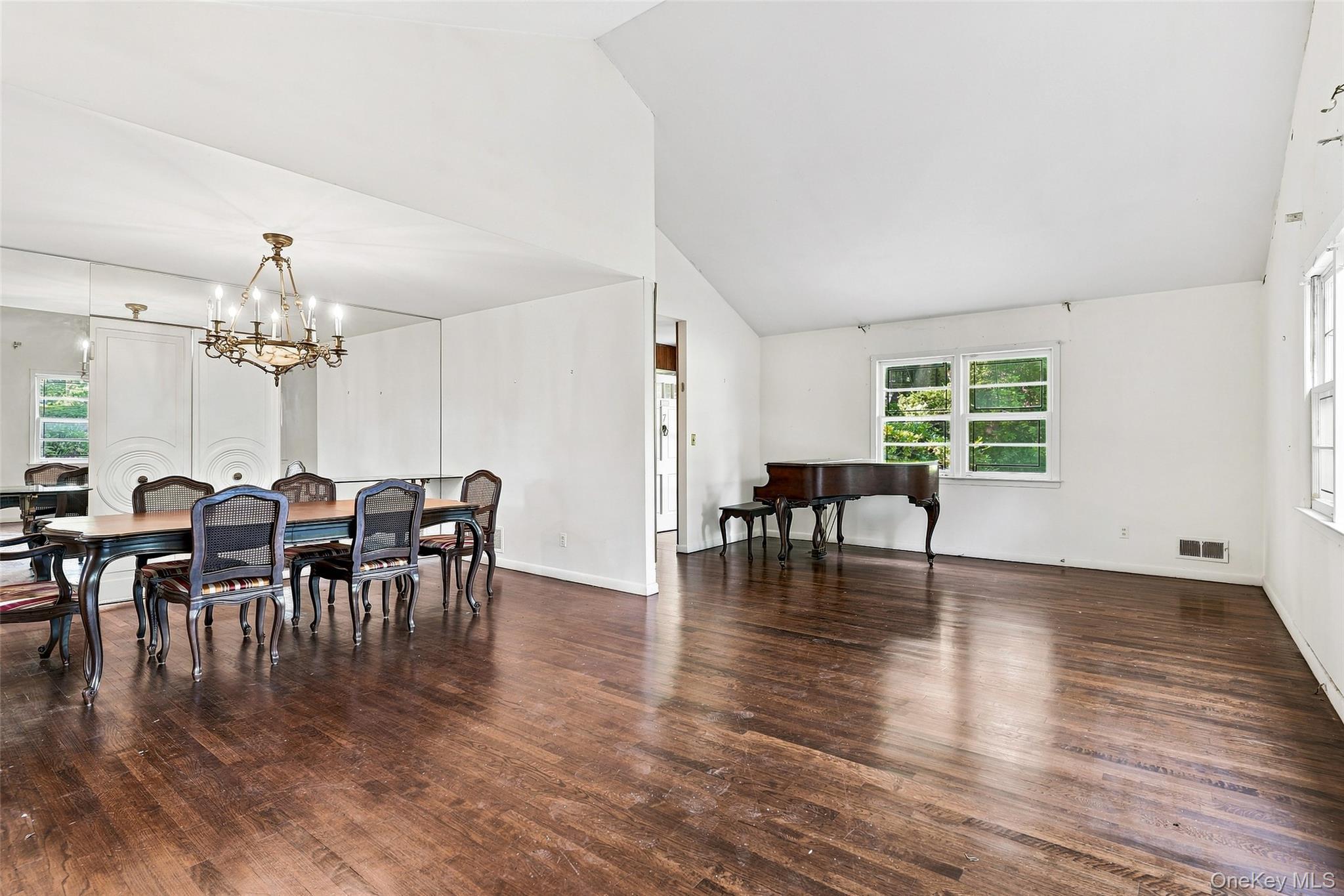 Single Family Overhill Road  Westchester County, NY 10804, MLS-1039027-5