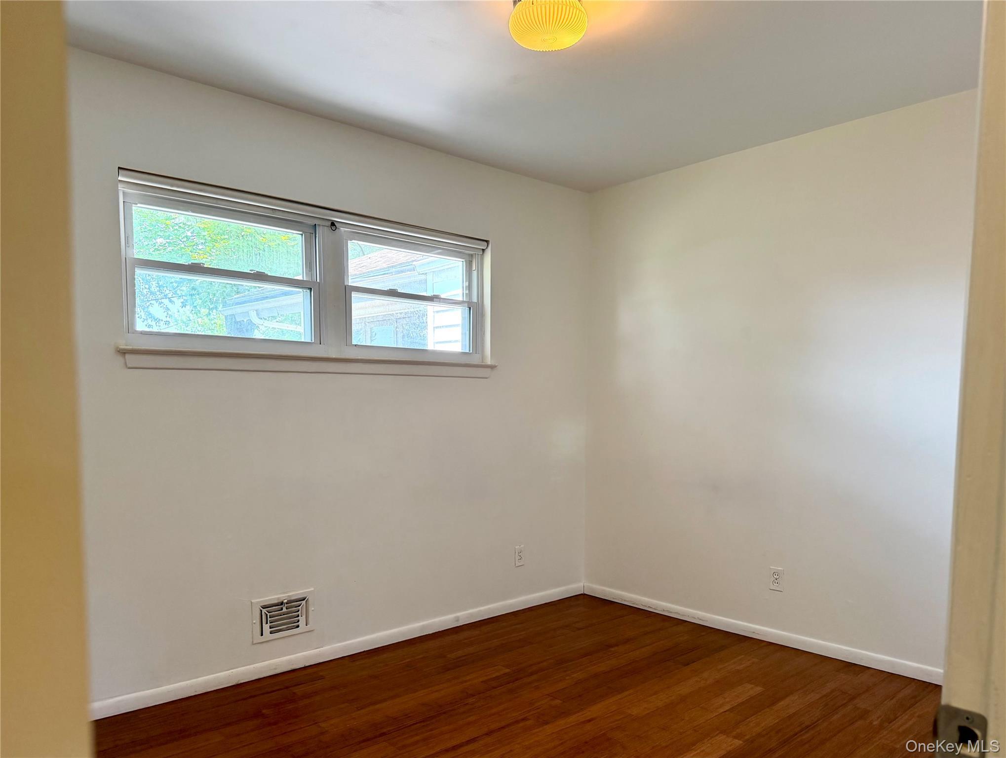 Single Family Crescent View Sullivan County, NY 12775, MLS-1039031-15
