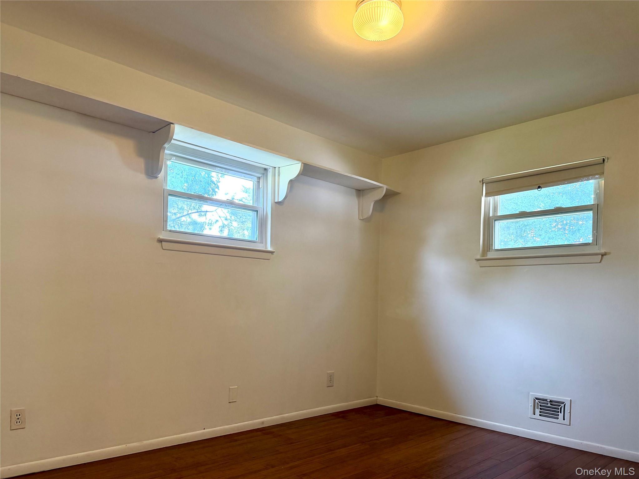 Single Family Crescent View Sullivan County, NY 12775, MLS-1039031-16