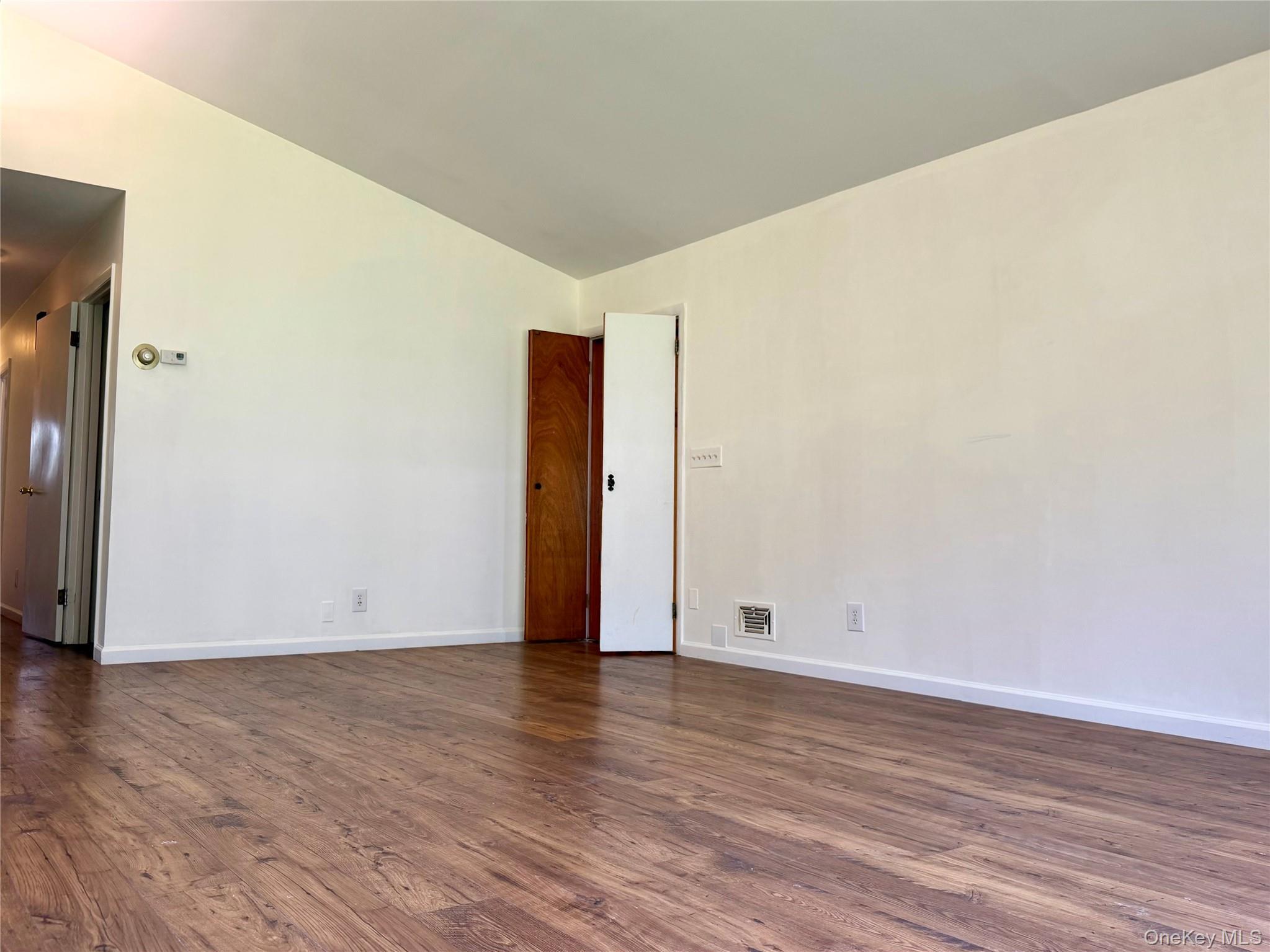 Single Family Crescent View Sullivan County, NY 12775, MLS-1039031-8