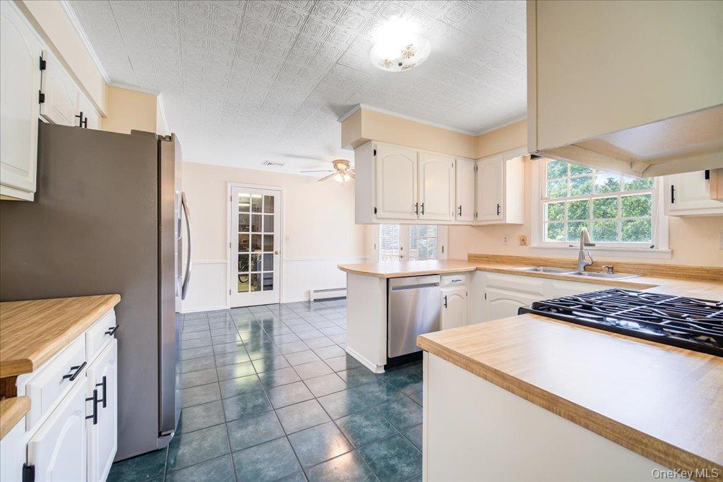 Single Family Butter Hill Drive Orange County, NY 12553, MLS-1039033-28