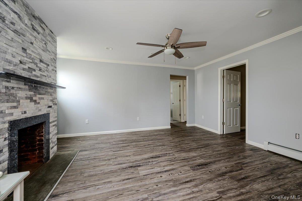 Single Family E Broadway  Nassau County, NY 11561, MLS-1039034-4
