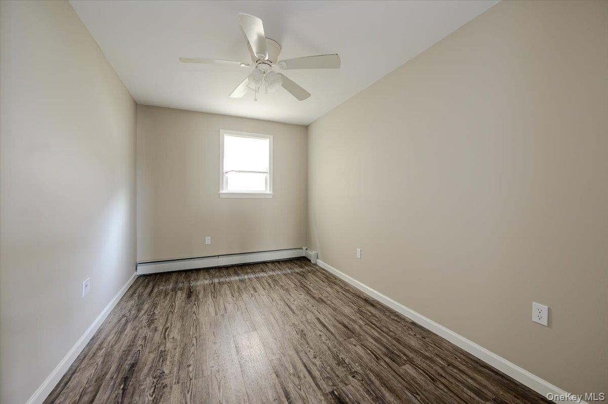 Single Family E Broadway  Nassau County, NY 11561, MLS-1039034-8