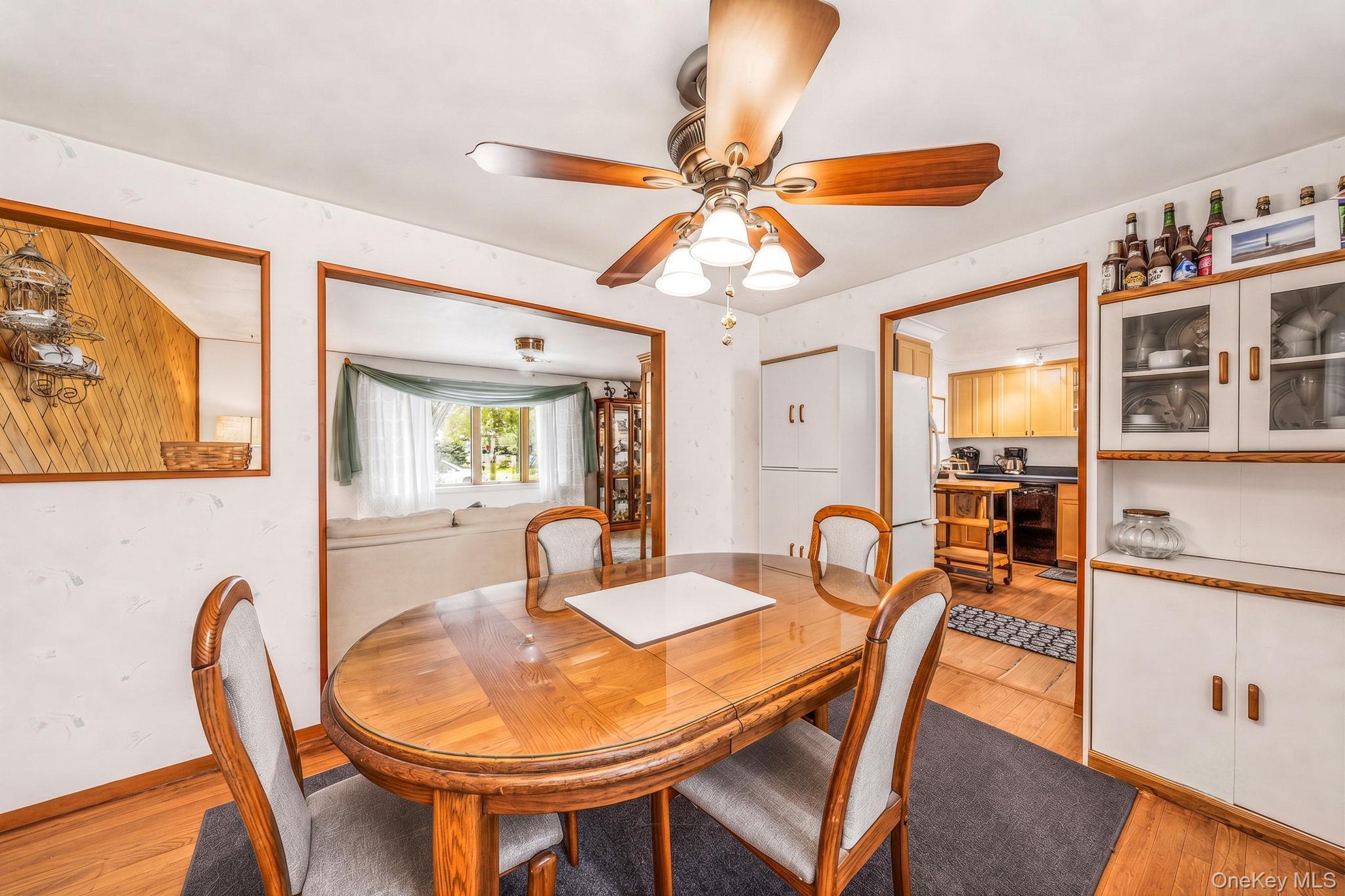 Single Family Foxcroft Lane Suffolk County, NY 11772, MLS-1039055-3